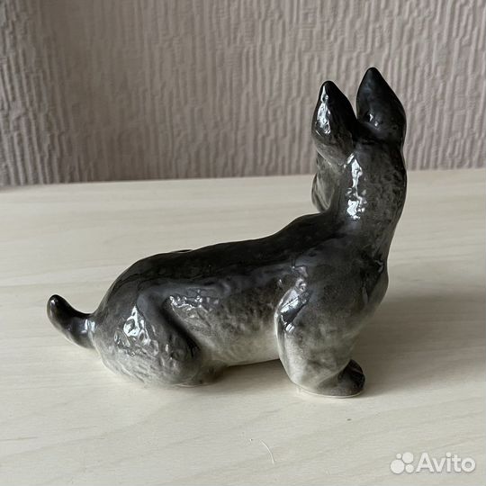 Фарфоровая статуэтка лфз