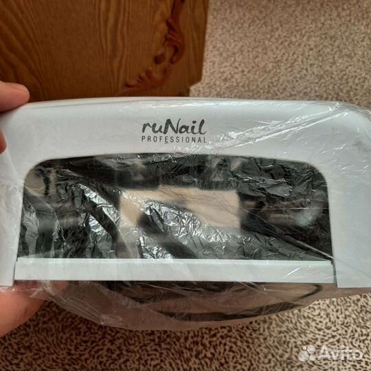 Лампа для ногтей