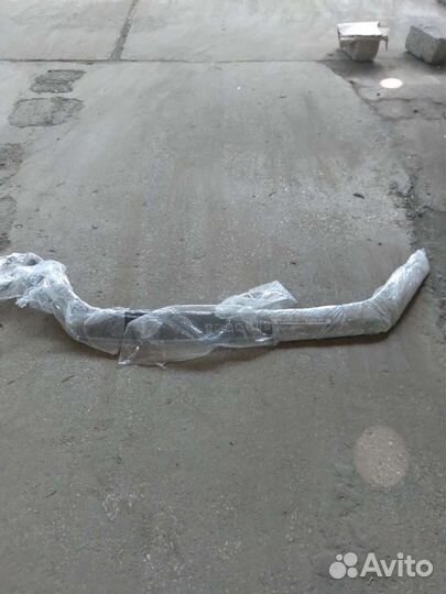 Дефлектор капота