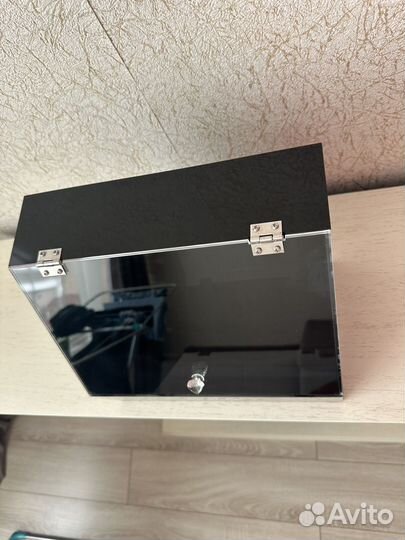 Органайзер Chanel для косметики большого размера