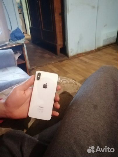 iPhone X, 256 ГБ