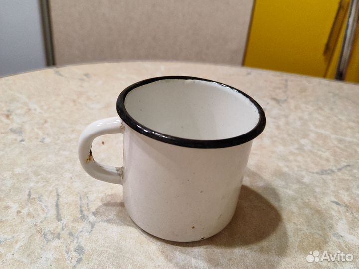 Кружки алюминий и эмалированая