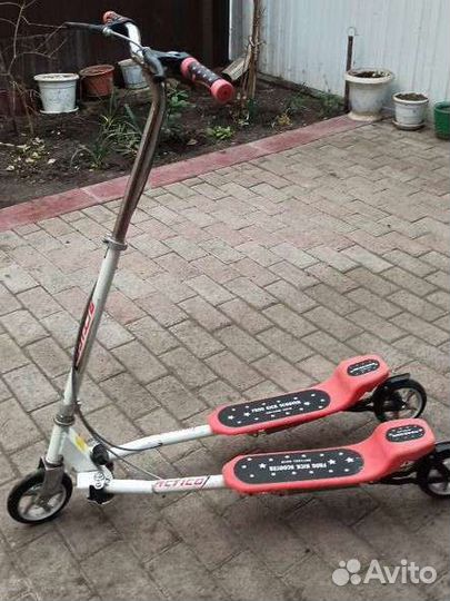 Самокат 3 колесный