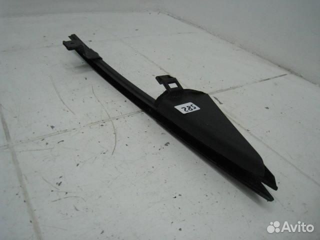 Направляющая стекла двери Nissan Teana J32