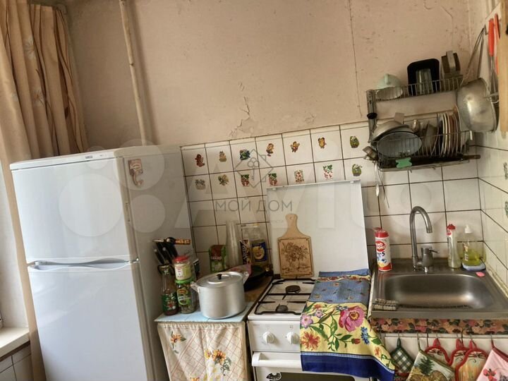 Комната 46 м² в 3-к., 2/9 эт.