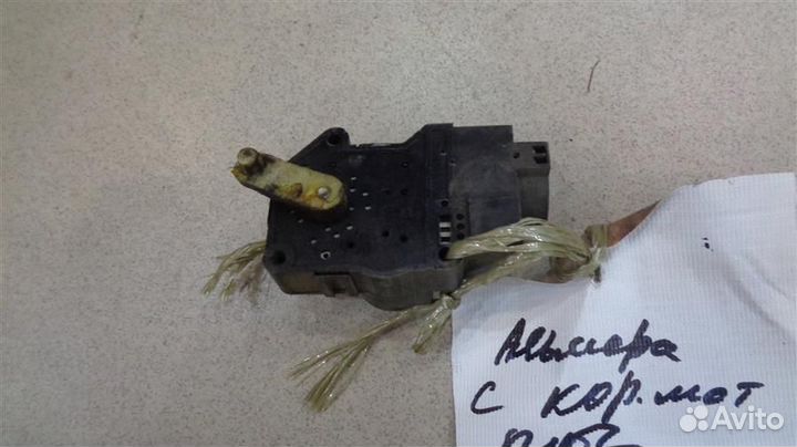 Моторчик заслонки отопителя Nissan Almera N15 199