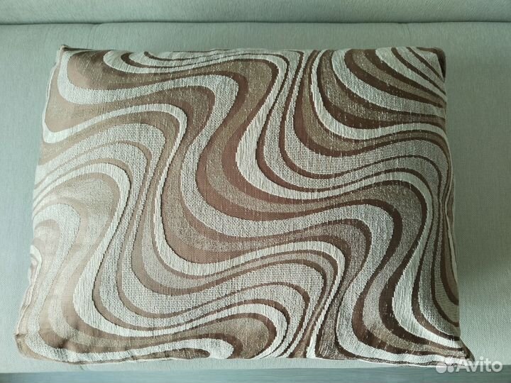 Диванные подушки большие