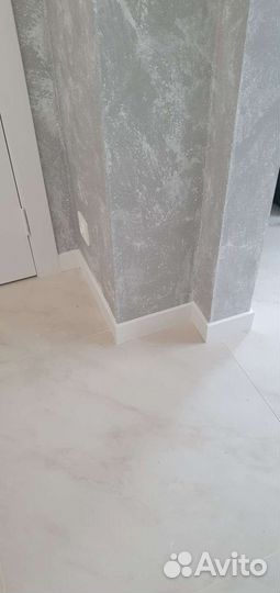 Мдф плинтуса,молдинги,потолочные плинтуса, ламинат