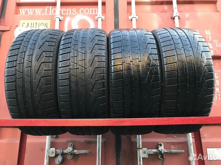 Pirelli Winter Sottozero Serie II 245/35 R20 92C