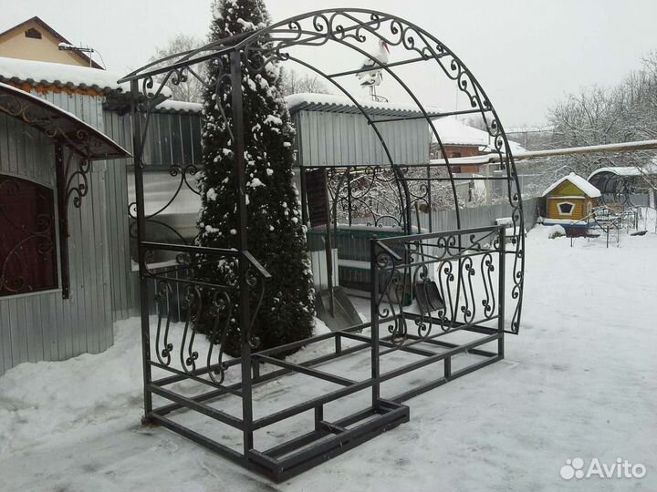 Крыльцо металлическое