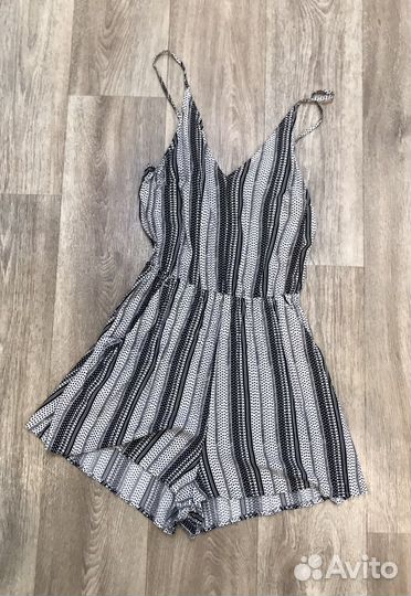 H&M женский летний комбинезон с шортами 38 40