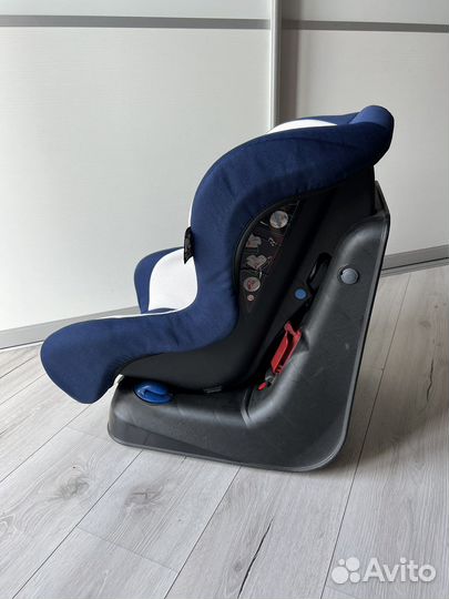 Автокресло Inglesina magellano