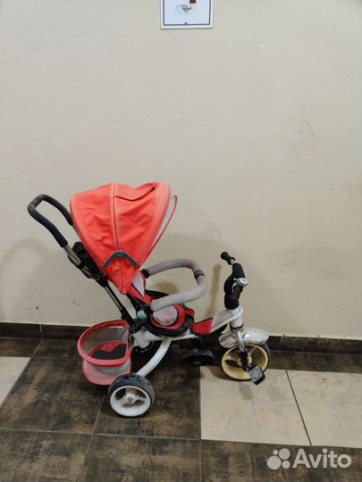 Трехколесный велосипед