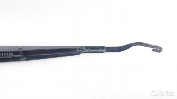 Поводок стеклоочистителя передний левый Kia K5 DL3