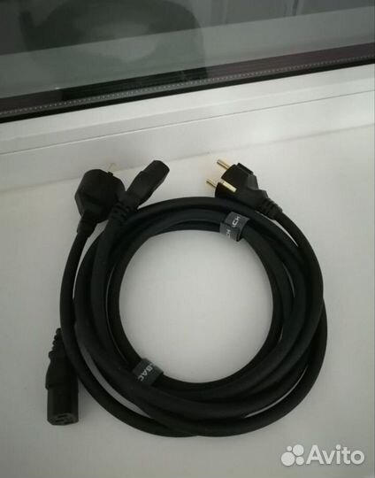 Сетевой кабель Oehlbach 17040 Performance 1.5m
