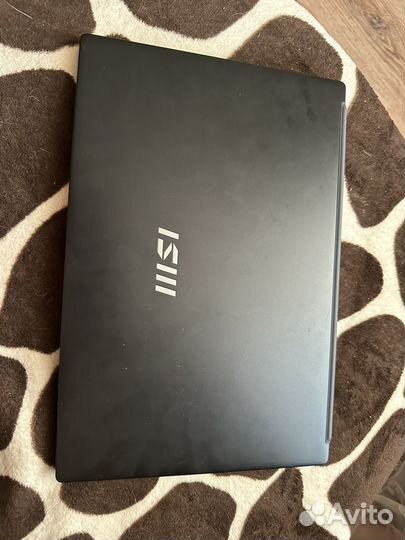 Ноутбук msi modern 15 B12M