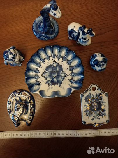 Гжель: декор. доска, подкова 