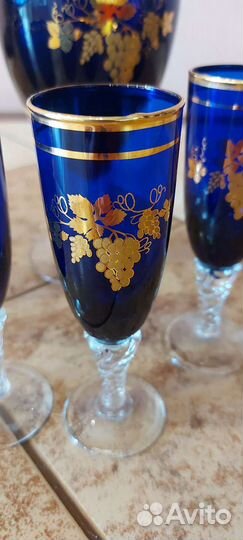 Кувшин и шесть рюмок набор