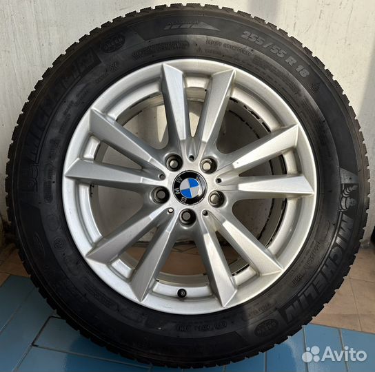 R18 Michelin Latitude Alpin LA2 255/55, PCD 5x120 DIA 74.1