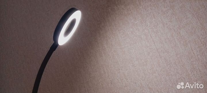 Штатив для съёмок с держателем для телефона