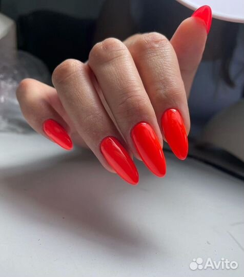 Маникюр на дому