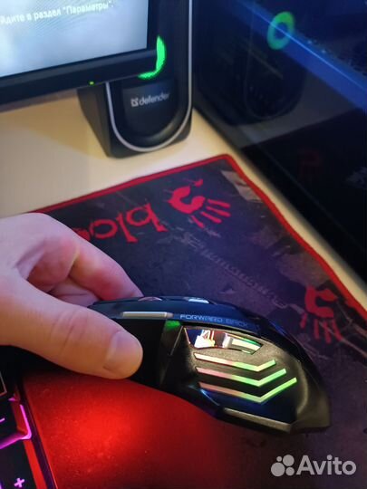 Игровая клавиатура и мышь