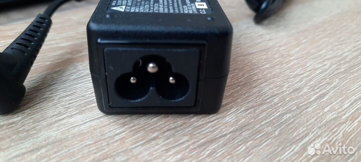 Блок питания ADP-40PH BB 19V. - 2.1A