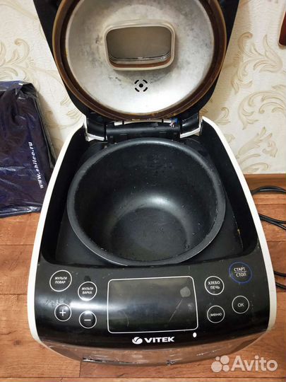 Мультиварка Vitek VT 4209bw