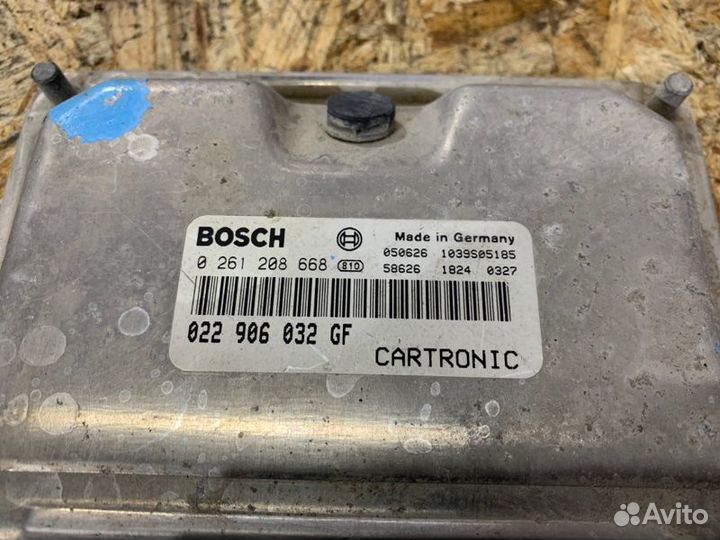 Блок управления двигателем Porsche Cayenne 955 3.2