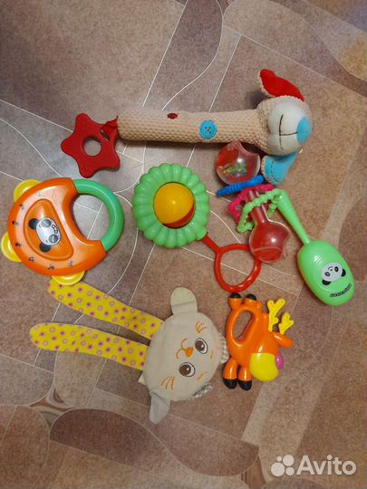 Игрушки погремушки