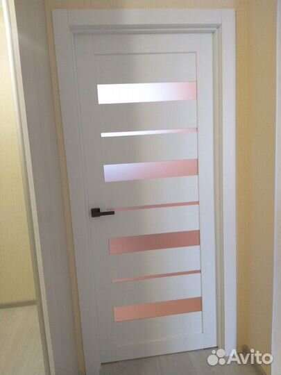 Межкомнатная дверь белый светлый
