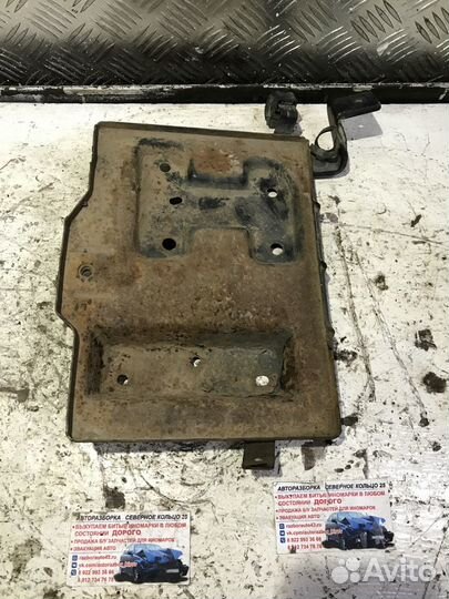 Крепление аккумулятора Киа Спортейдж 2 Sportage 2