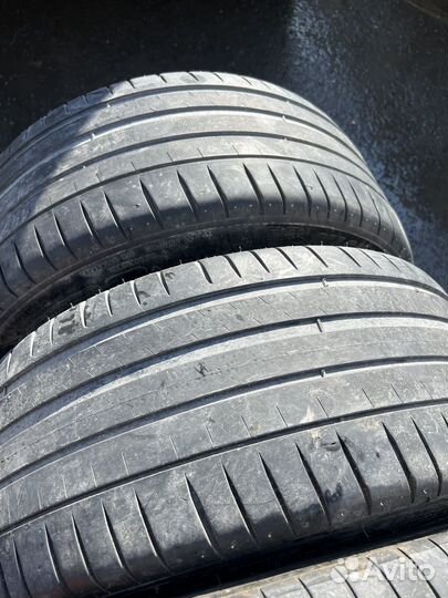 Michelin Pilot Sport 4 225/45 R18 и 245/40 R18 97Y