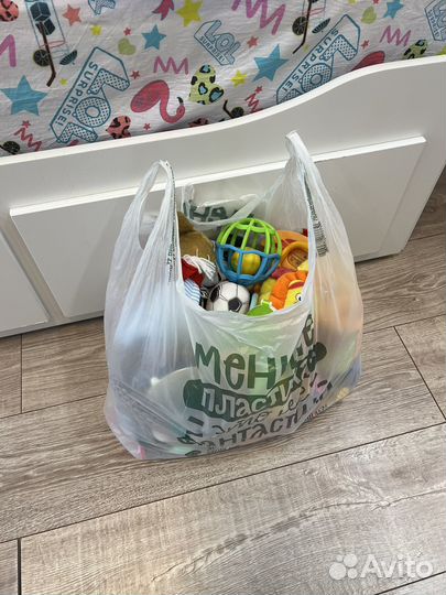 Игрушки пакетом