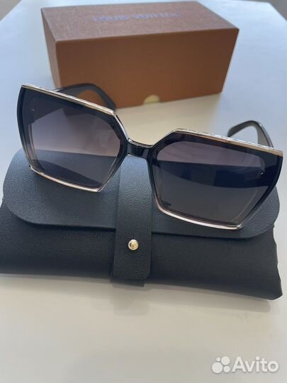 Солнцезащитные очки louis vuitton