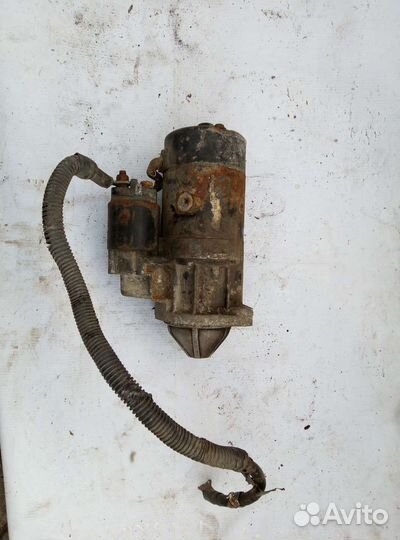 Nissan trade стартер