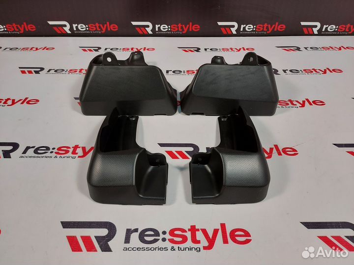 Брызговики Subaru Forester с18г Черные