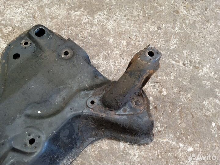 Балка подмоторная Peugeot 206 2A/C 1.6 2001