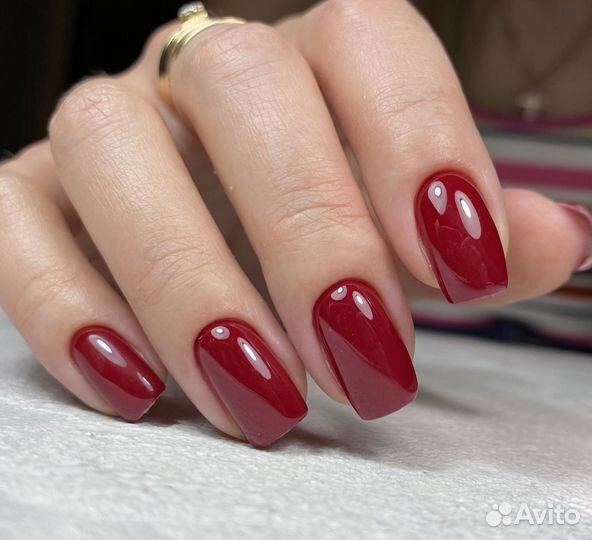 Маникюр с покрытием гель-лаком