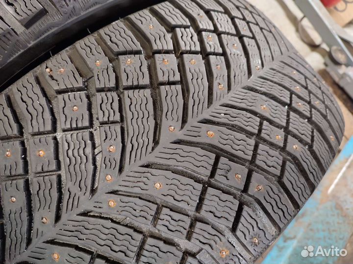 Michelin X-Ice North 4 SUV 255/45 R20