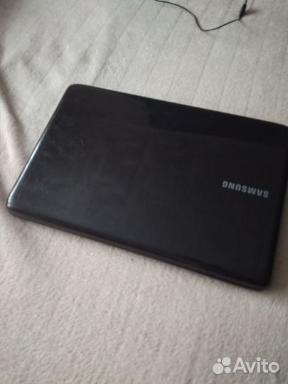Ноутбук samsung r540