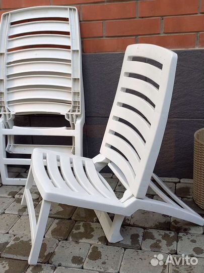 Шезлонг детский