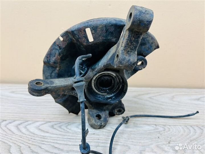 Кулак поворотный передний левый Hyundai Solaris 1