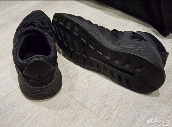 Кроссовки мужские nike air jordan