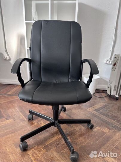 Компьютерный стул