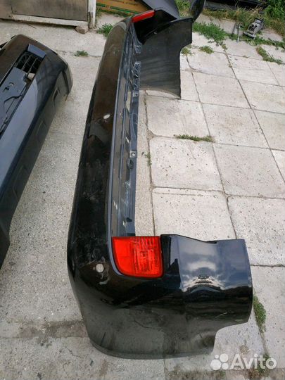 Бампер задний Toyota Land Cruiser 200