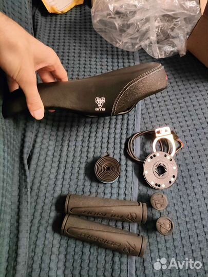 Седло, грипсы, PAS датчик для велосипеда