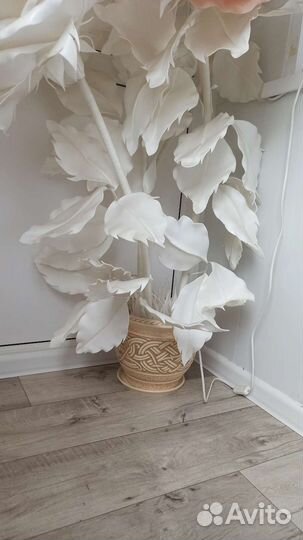 Торшер роза из изолона