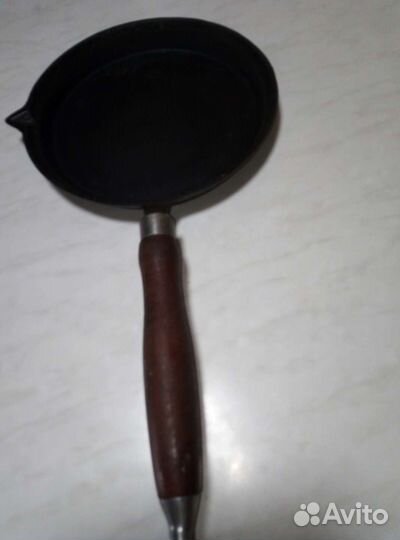 Сковороды чугунные блинные