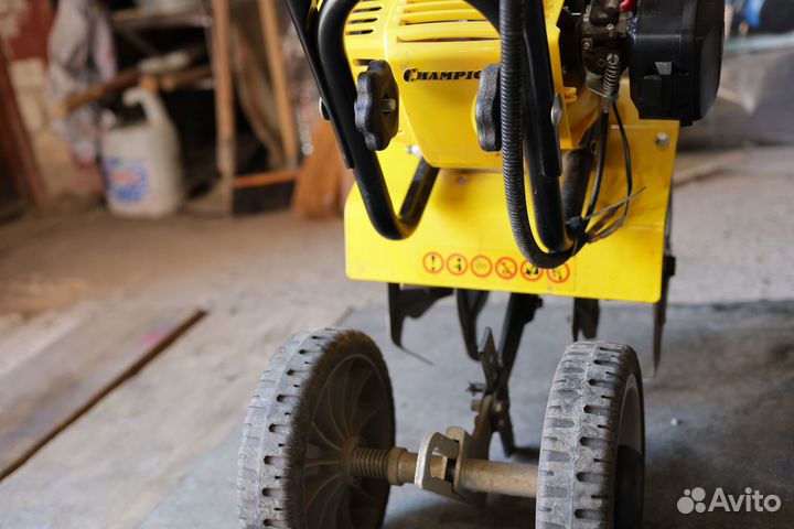 Мотокультиватор Champion GC 243